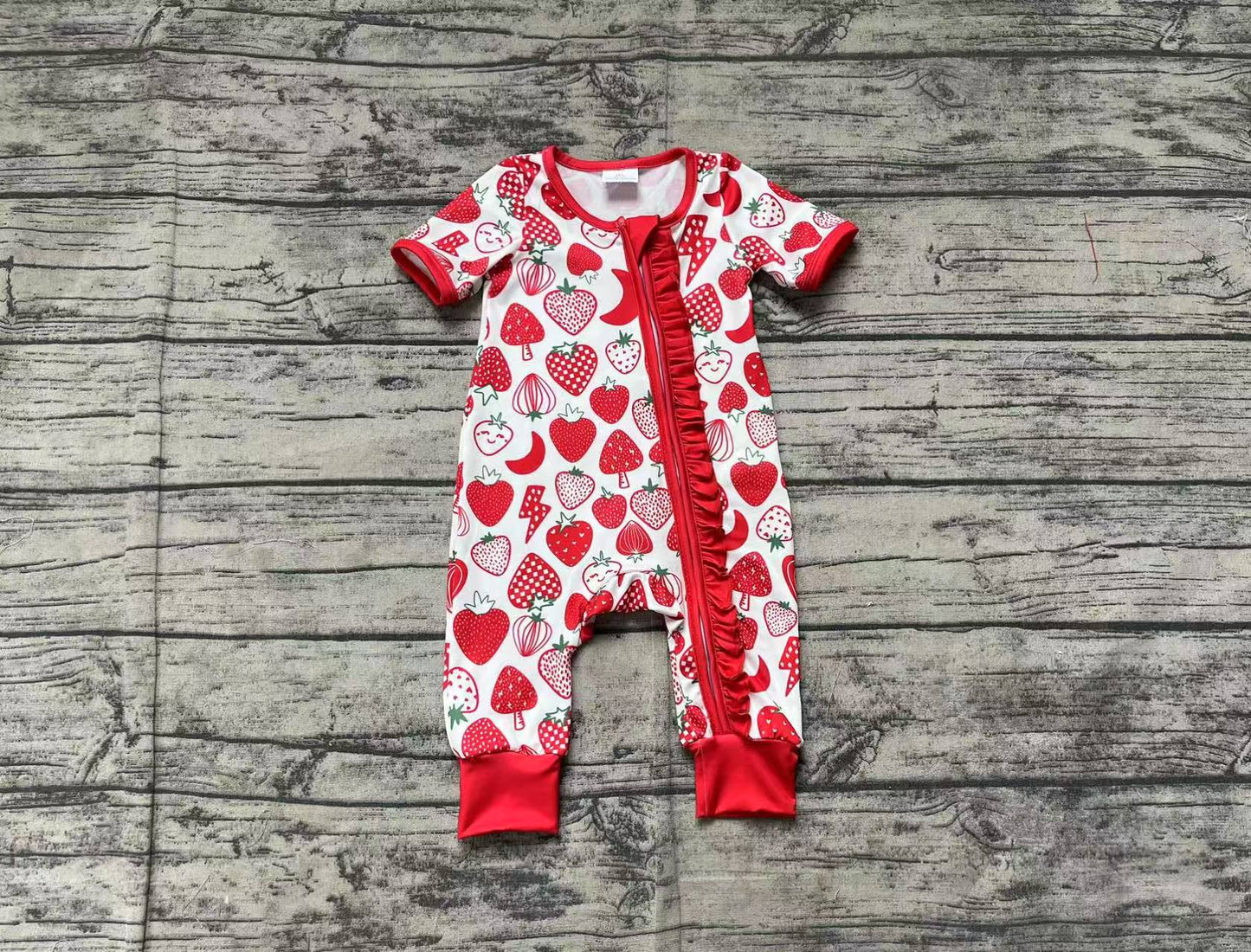 SR2500Adorable Short-Sleeved Strawberry Romper with Zipper for Baby Girls
