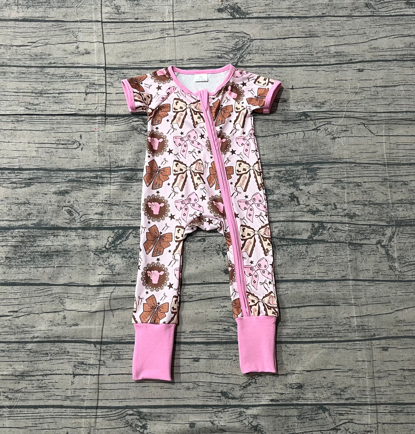 12.10 SR3763 Sample No Moq Baby Girls Flowers Highland Cows Western Two Way Zip Convertible Rompers