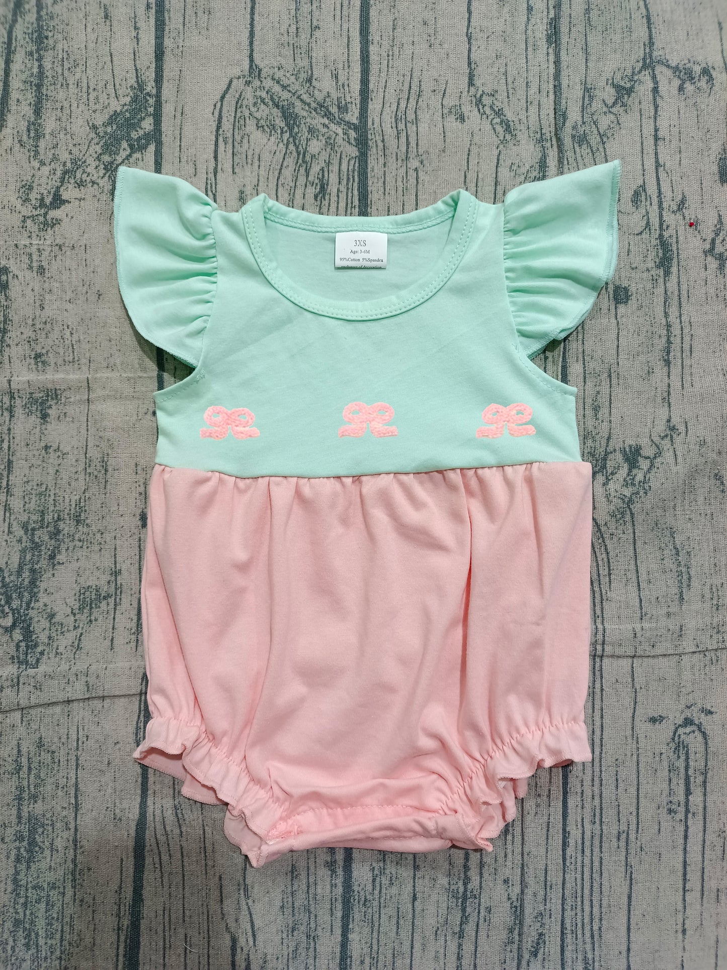 1.21 SR3895 Sample No Moq Embroidery Bows Baby Girls Flutter Sleeve Patchwork Ruffle Rompers