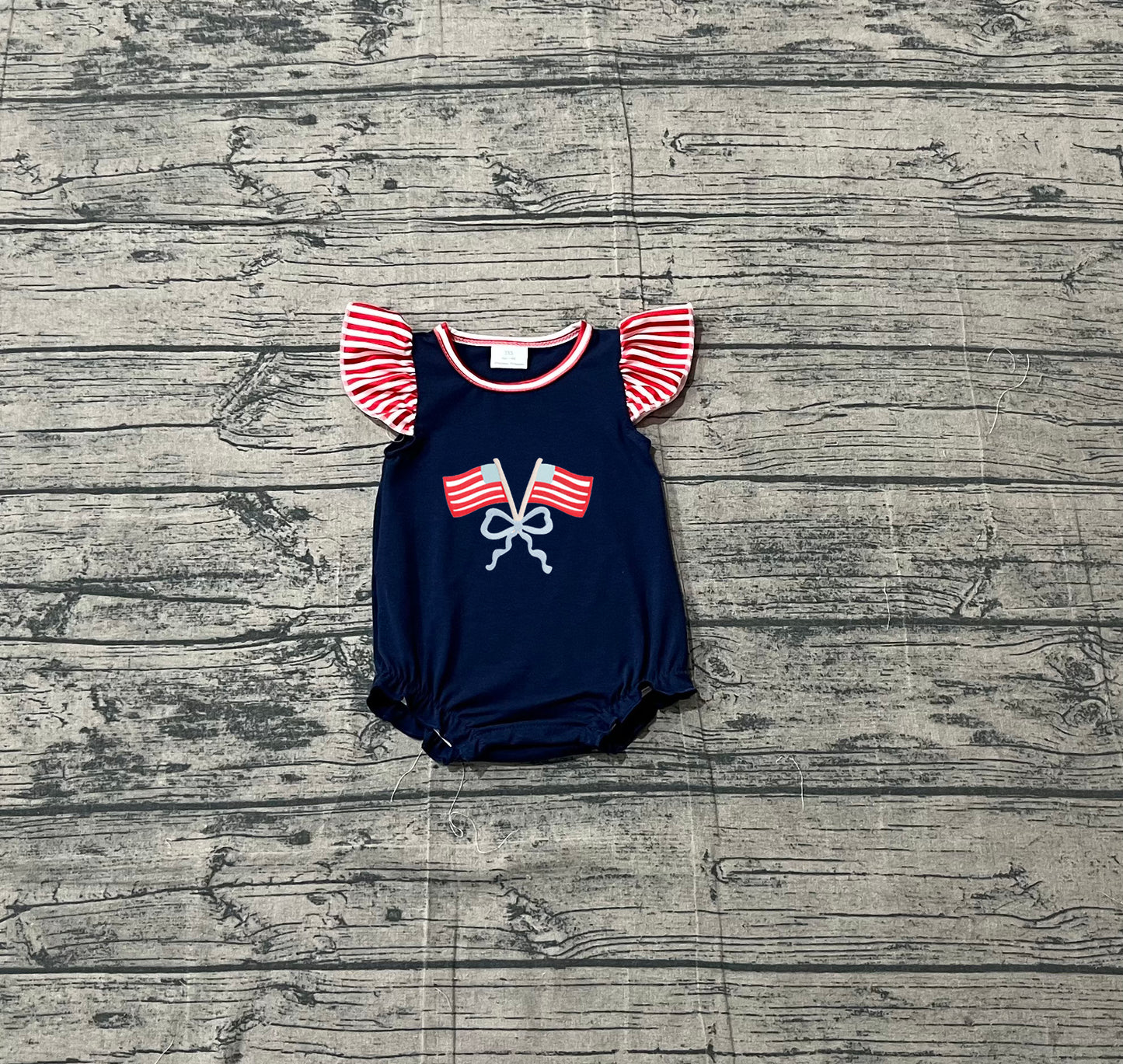1.17 SR3903 Sample No Moq Baby Girls Flutter Sleeve Bows Flags 4th of July Ruffle Rompers