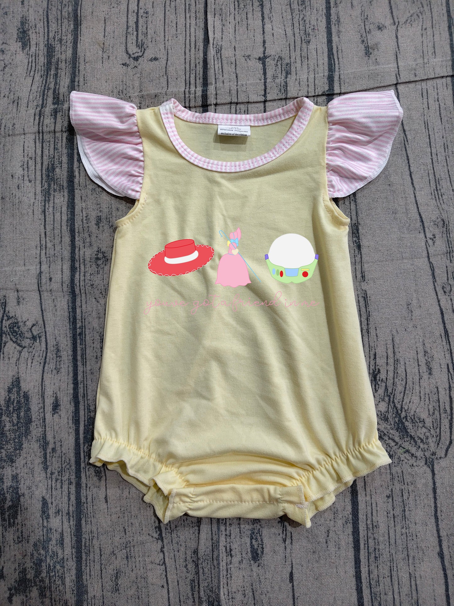 3.23 SR4105 Sample No Moq Baby Girls Flutter Sleeve Yellow Hats Dresses Ruffle Rompers