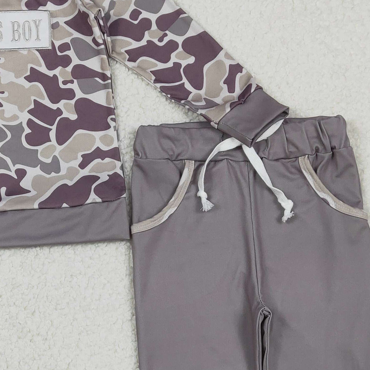 11.20 RTS NO MOQ （In stock）BLP1333 Embroidery Mama's Boy Baby Boys Dark Grey Camo Pockets Jogger Pants Clothes Sets