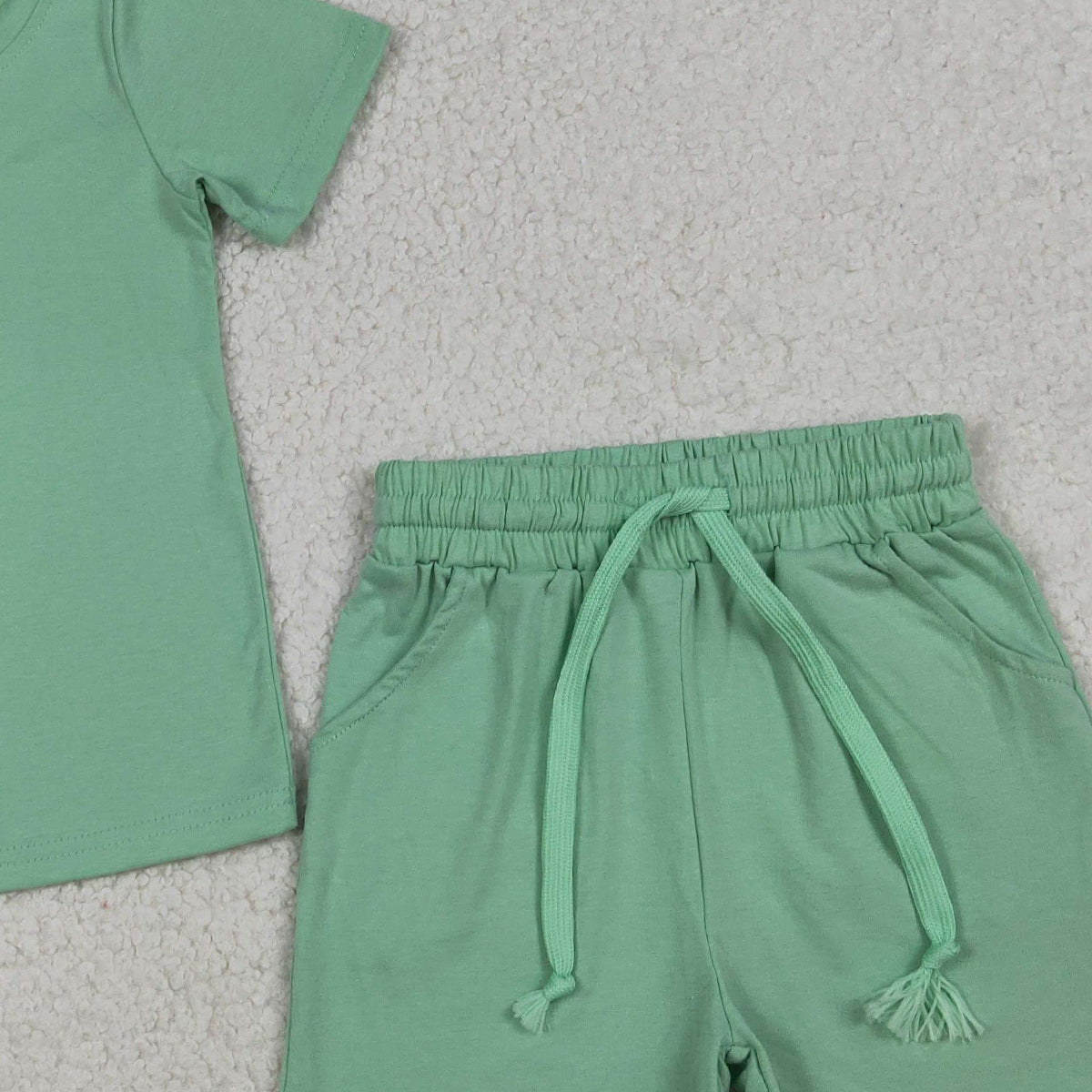 4.2 BSSO1886 RTS NO MOQ （In stock ）Short sleeves mint cotton top pocket shorts boys outfits