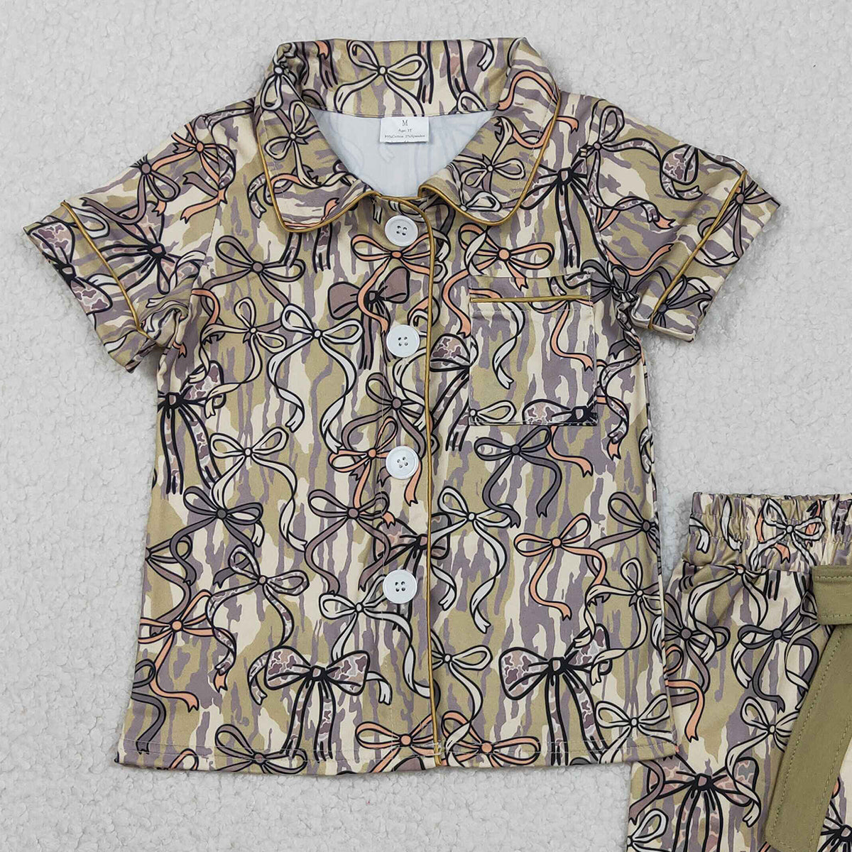2.7 RTS NO MOQ （In stock）GSSO3126 Baby Girls Southern Olive Camo Bows Button Pocket Top Ruffle Shorts Pajamas Sets
