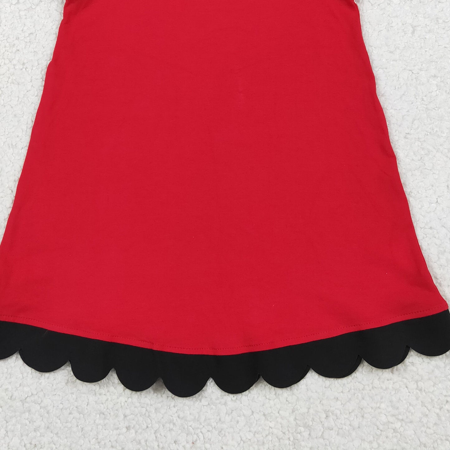 GSD4057 RTS NO MOQ （In stock）Black scallop ruffle sleeveless red girls cotton team dress