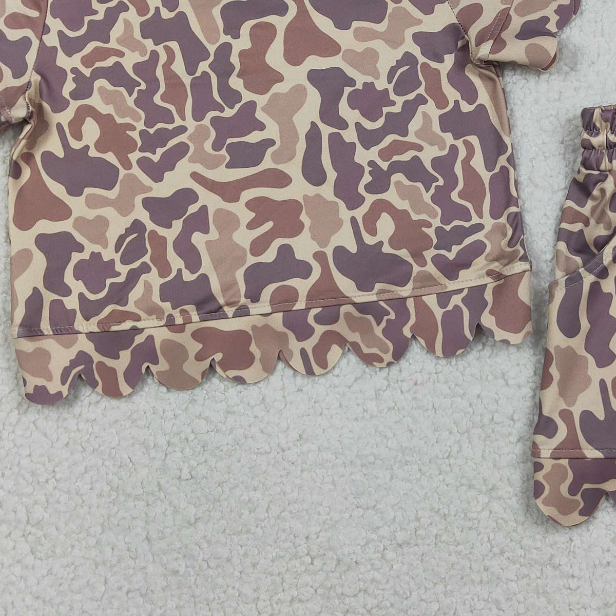 3.30 RTS NO MOQ （In stock）GSSO3227 Khaki camo scallop top shorts girls summer outfit