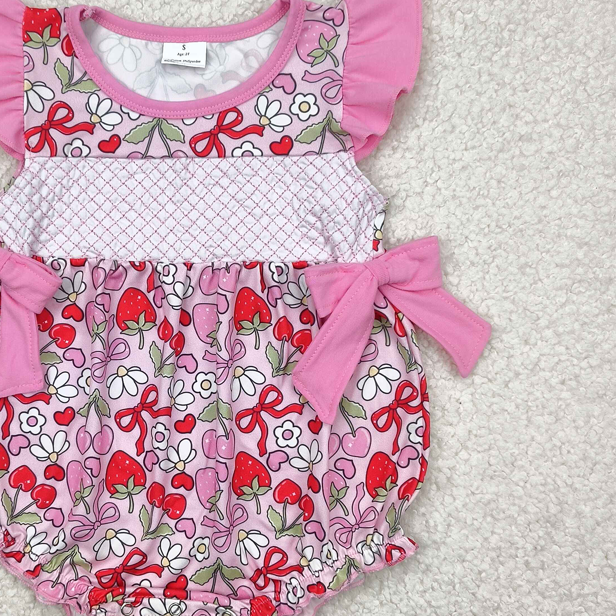 4.24 SR2953 RTS NO MOQ Baby Girls Summer Rompers Flutter sleeves floral strawberry bow girls summer romper