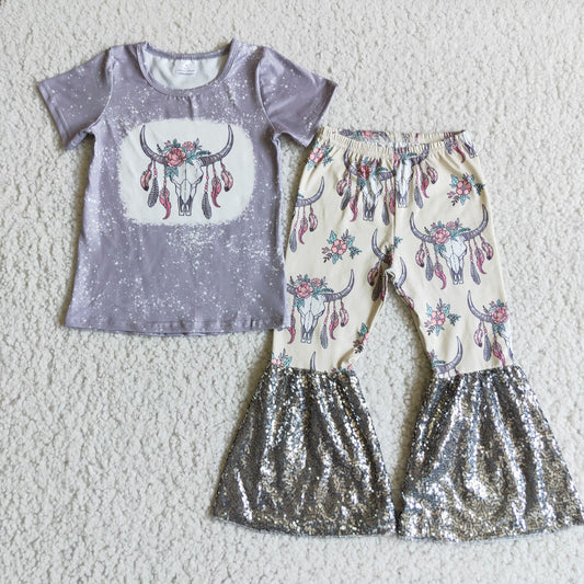 D1-14 Grey cow skull sequin set