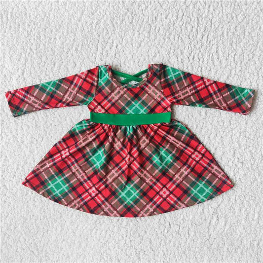 6 A8-19  Green and red Christmas dress