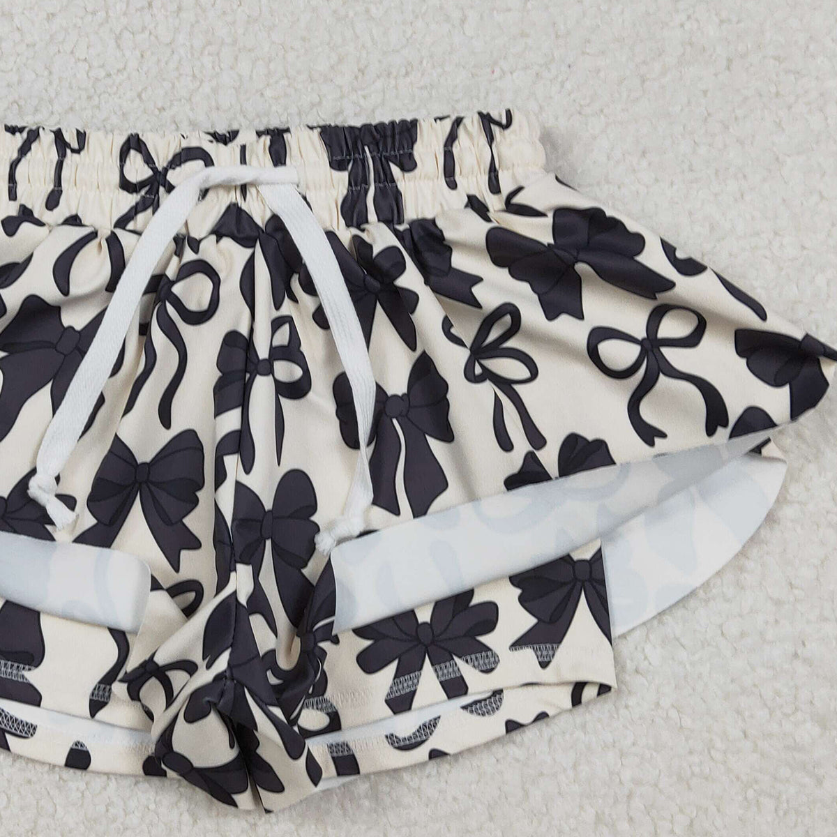 12.30 RTS NO MOQ （In stock）SS0770 Baby Girls Summer Shorts Baby Girls Black Bows Yoga Active Ruffle Shorts Bottom