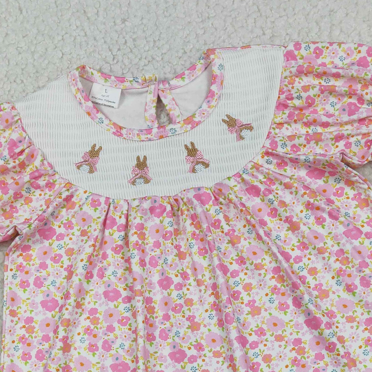 3.28 GSD3406 RTS NO MOQ （In stock）Short sleeves pink floral rabbit smocked girl Easter dress