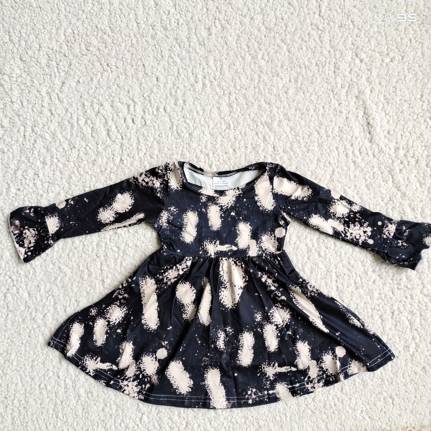 9.18 RTS NO MOQ（In stock）G3-8-8*;. Baby Girls Winter Dress Off-white spotted black long-sleeved dress
