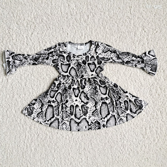 9.26 RTS NO MOQ（In stock）G3-8-8*'. Baby Girls Winter Dress Black and white snake print long-sleeved dress