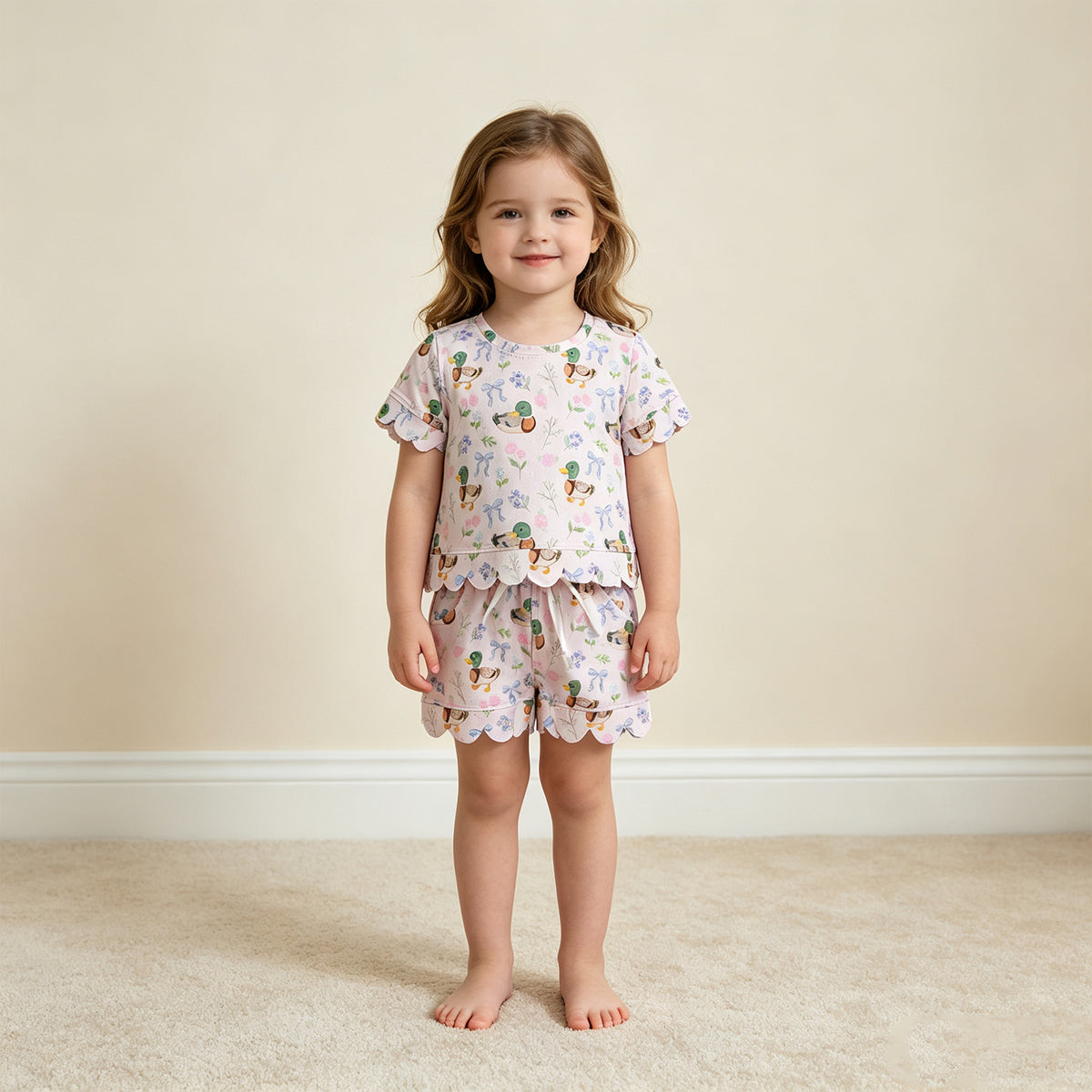 RTS NO MOQ （In stock）GSSO3737 Baby Girls Ducks Flowers Bows Top Short Scallop Clothes Sets