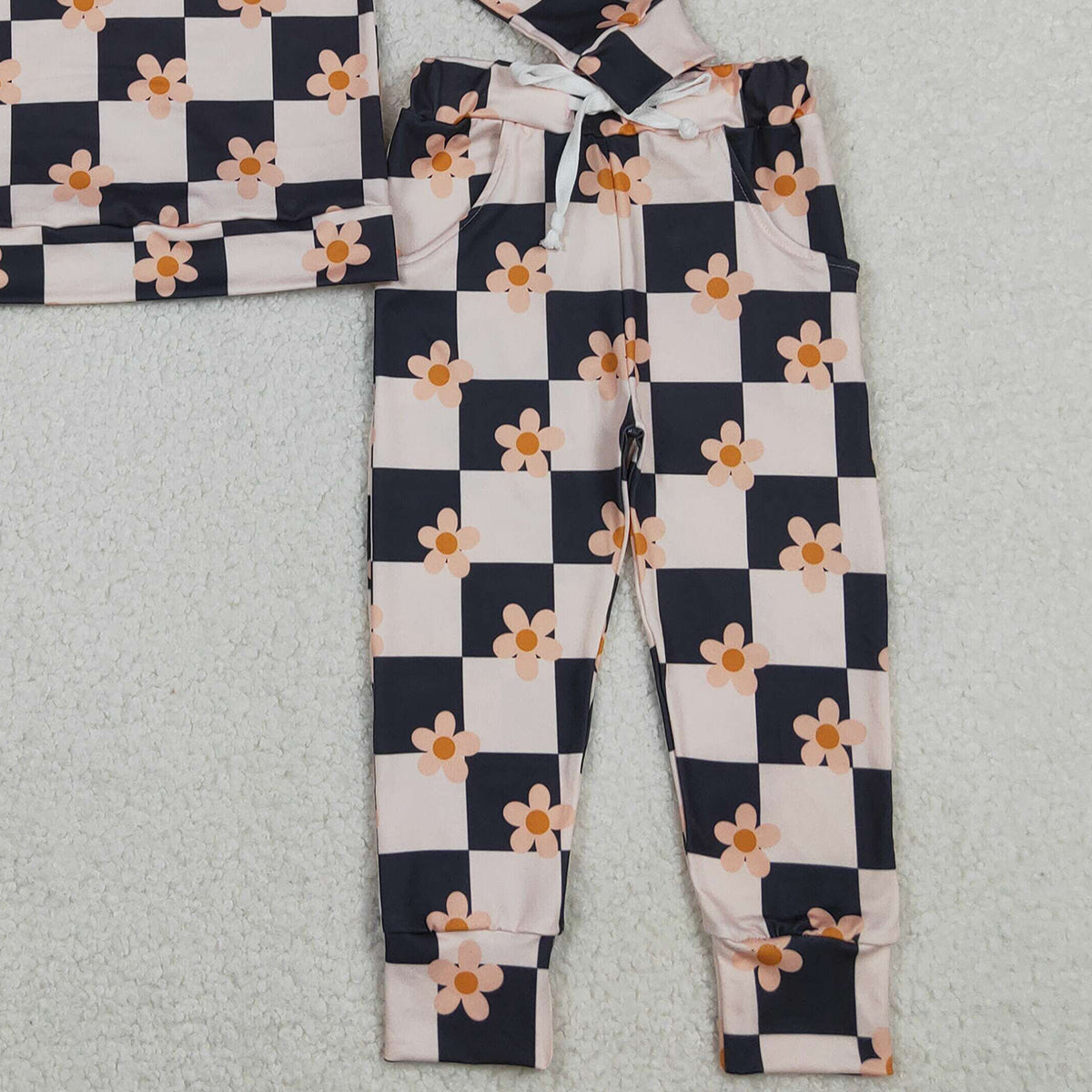 10.28 RTS NO MOQ （In stock）GLP2803 Baby Girls Pink Black Checked Flowers Top Pockets Jogger Pants Clothes Set