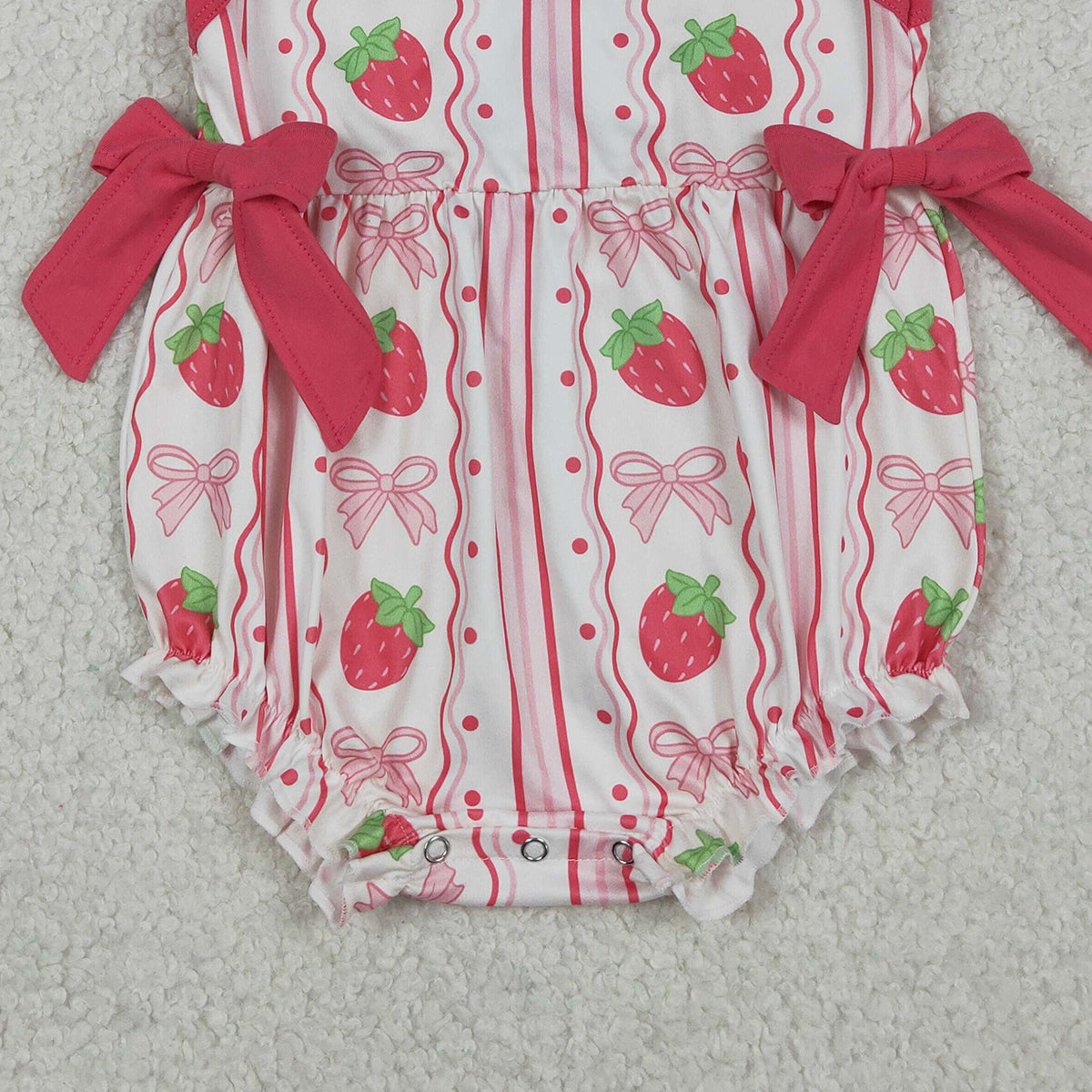 4.13 SR4011 RTS NO MOQ （In stock）Sleeveless strawberry bow baby girls summer romper