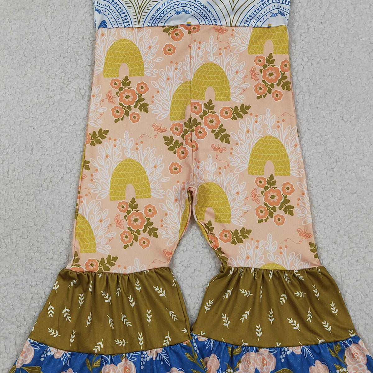 1.20 RTS NO MOQ （In stock）SR3582 Baby Girls Strap Farm Chicks Flowers Patchwork Bell Bottom Jumpsuits