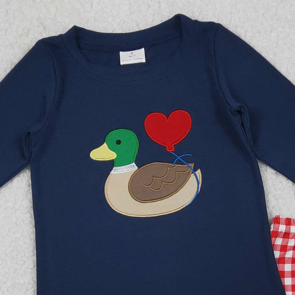 10.28 RTS NO MOQ （In stock）BLP1304 Baby Boys Winter Outfits Embroidery Hearts Ducks Baby Boys Navy Top Red Checked Pants Valentine Clothes Sets