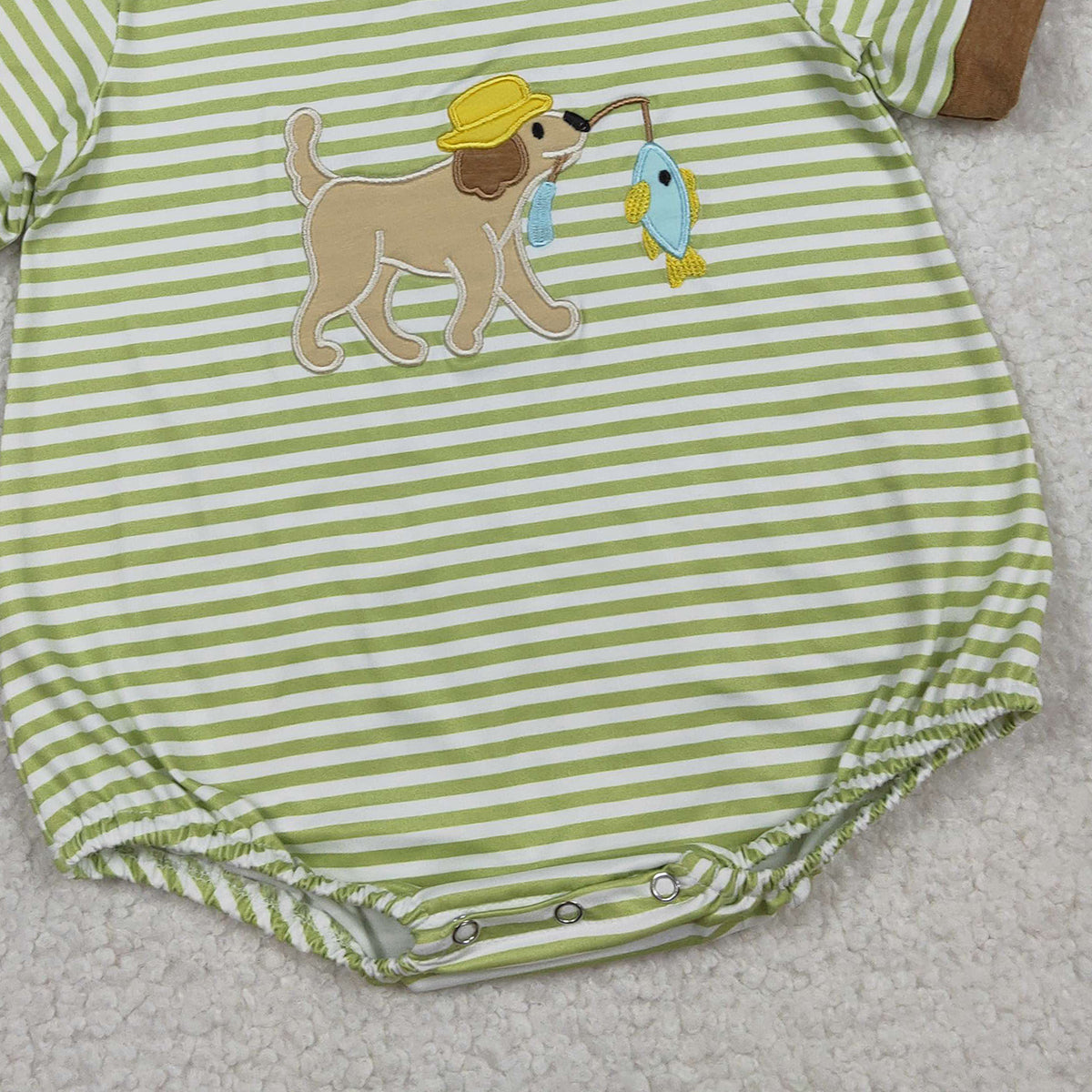 1.27 RTS NO MOQ （In stock）SR3765 Embroidery Dog Fishes Baby Boys Short Sleeve Stripe Hunting Rompers