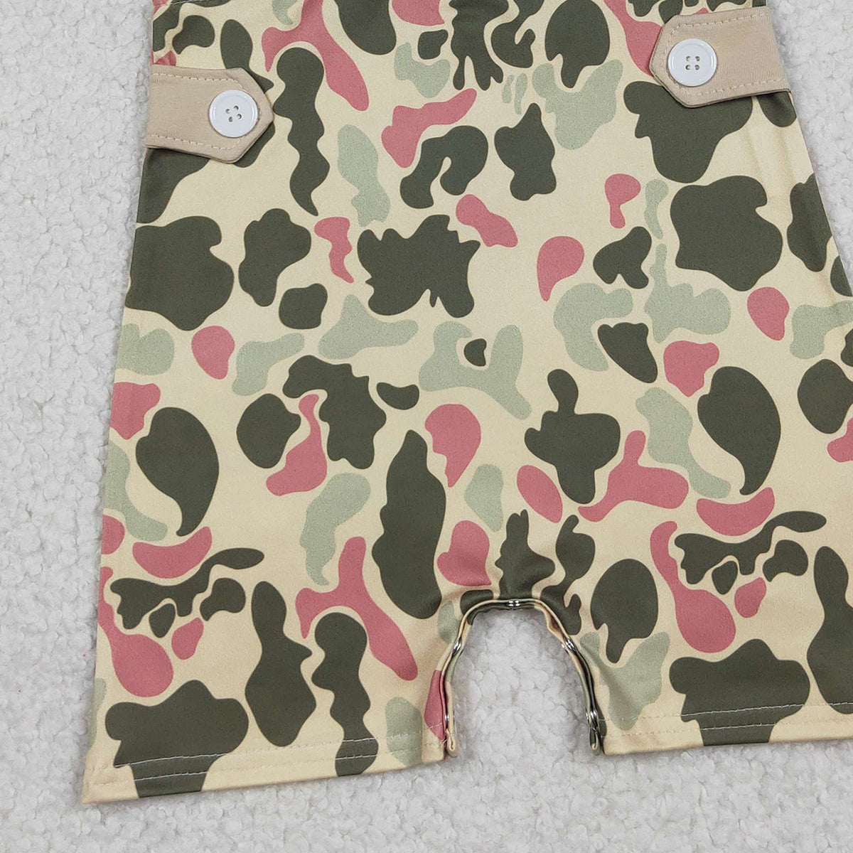 12.16 RTS NO MOQ （In stock）SR3290 Baby Boys Rompers Embroidery Crosses Baby Boys Camo Easter Shorts Rompers
