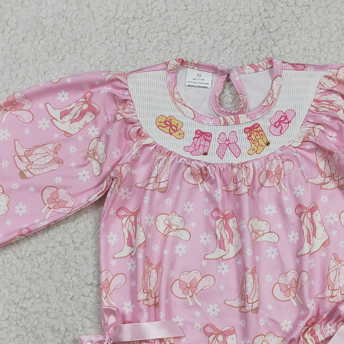 12.29 RTS NO MOQ （In stock）LR2938 Baby Girls Winter Rompers Smocked Boots Bows Baby Girls Pink Flowers Western Ruffle Rompers