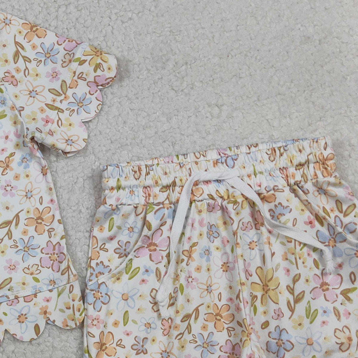 3.30 RTS NO MOQ （In stock）GSSO3268 Short sleeves yellow floral scallop kids girls summer outfits