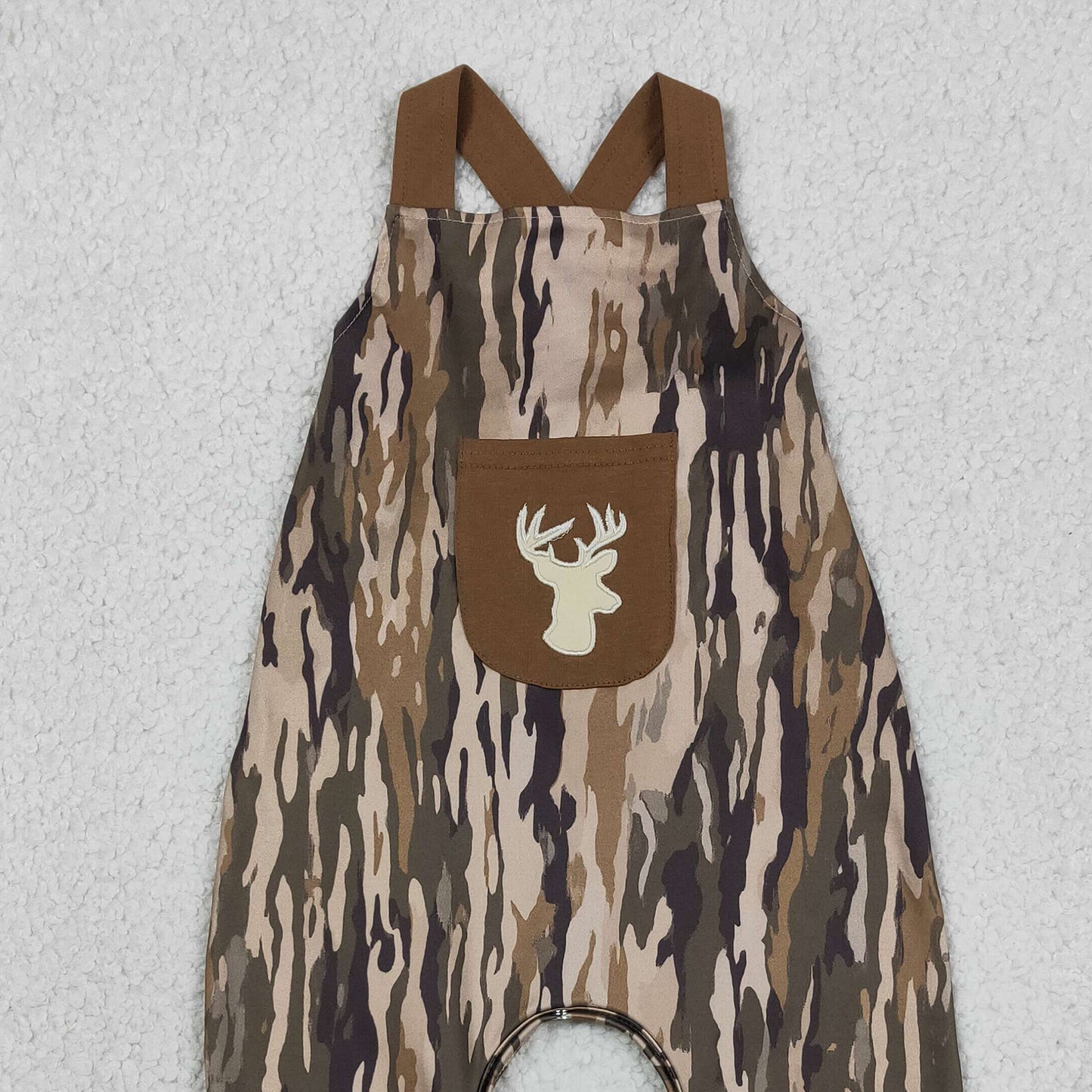 SR4048 RTS NO MOQ （In stock）Brown straps deer embroidery pocket camo baby boy jumpsuit