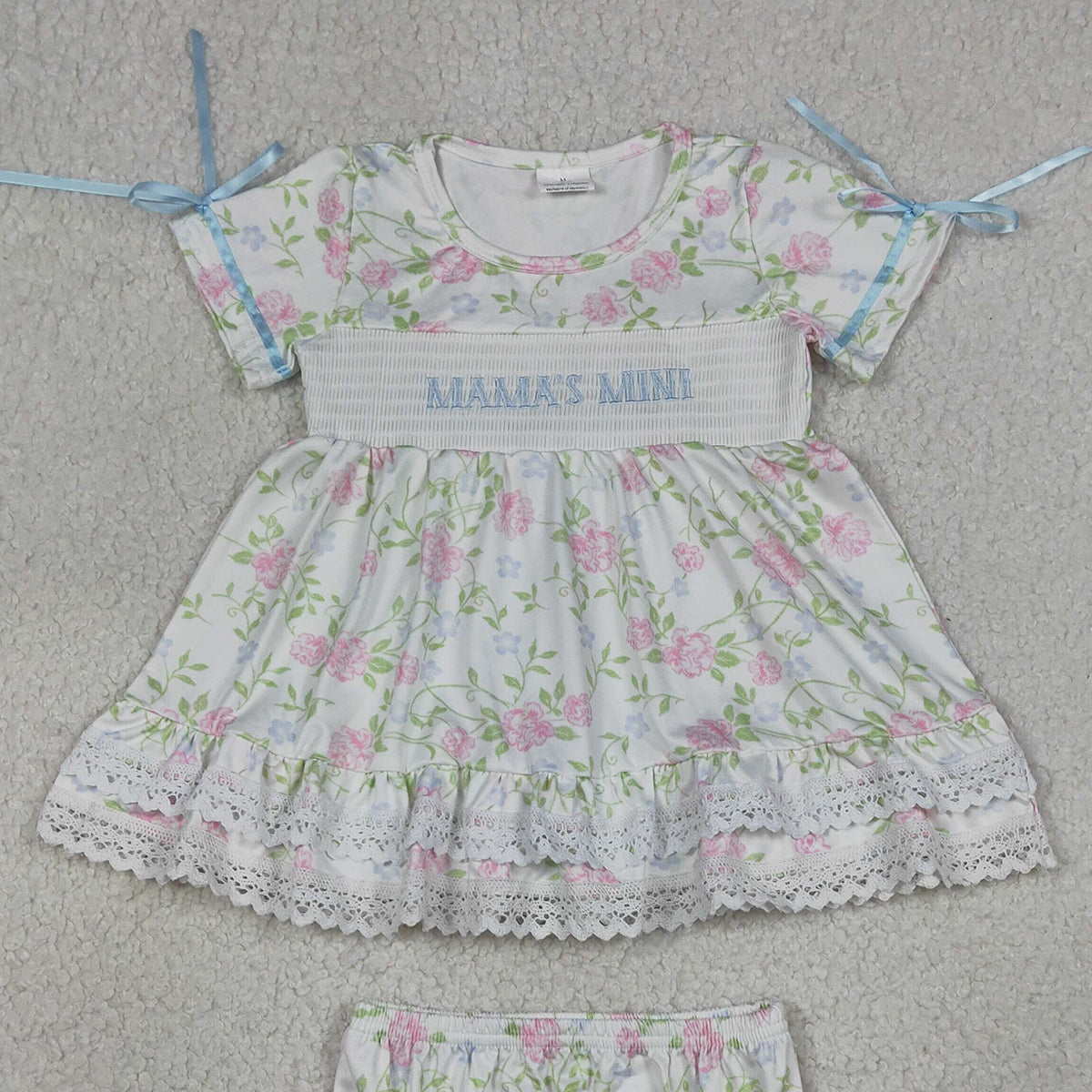 4.13 GBO0498 RTS NO MOQ （In stock ）Floral Mama's mini smocked tunic bummies girls set