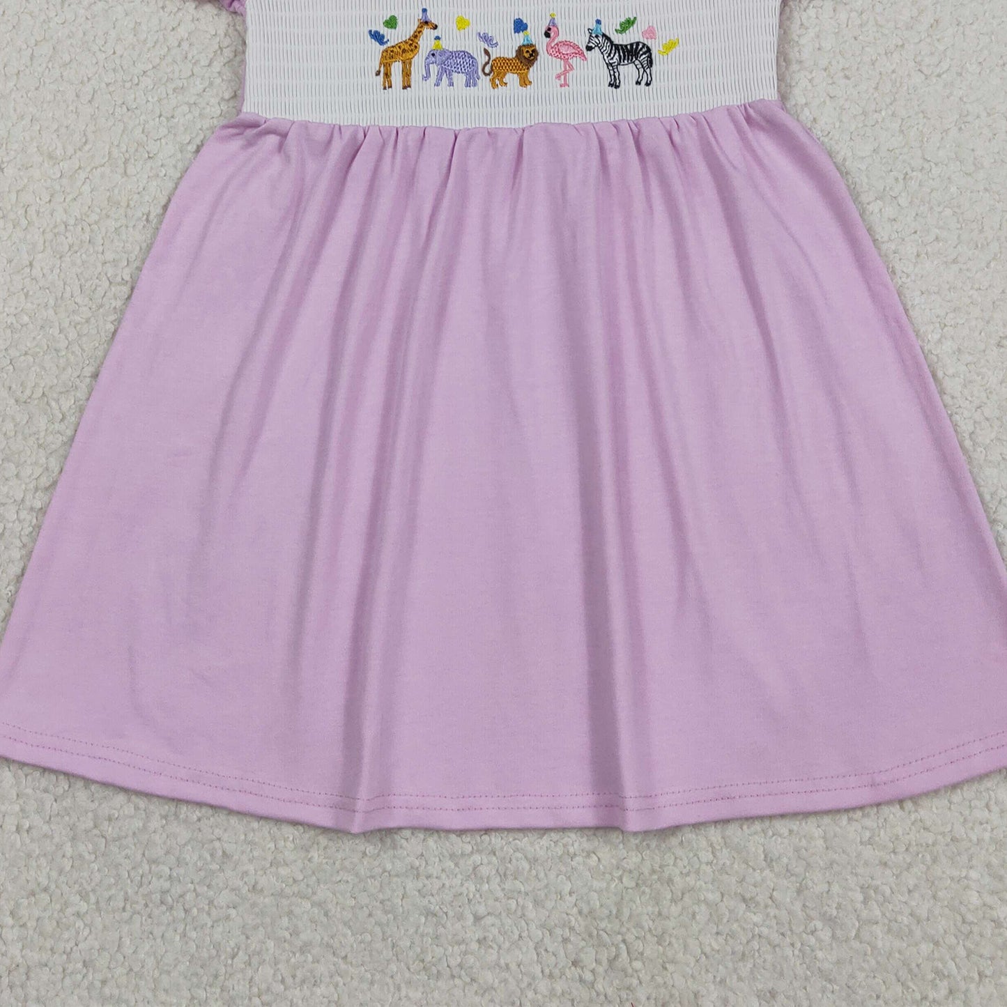 GSD3578 RTS NO MOQ （In stock ）Short sleeves animal smocked happy birthday girls dress