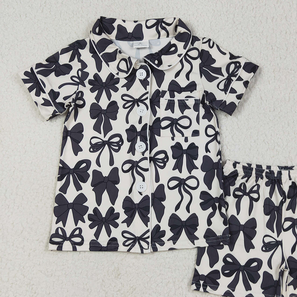 8.15 GSSO2663 RTS NO MOQ Baby Girls Summer Pajamas Outfits Baby Girls Short Sleeves Black Bows Button Pocket Top Short Pajamas Set