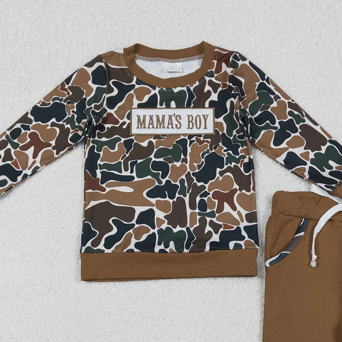 11.18 RTS NO MOQ （In stock）BLP1337 Embroidery Mama's Boy Baby Boys Dark Brown Camo Pockets Jogger Clothes Sets