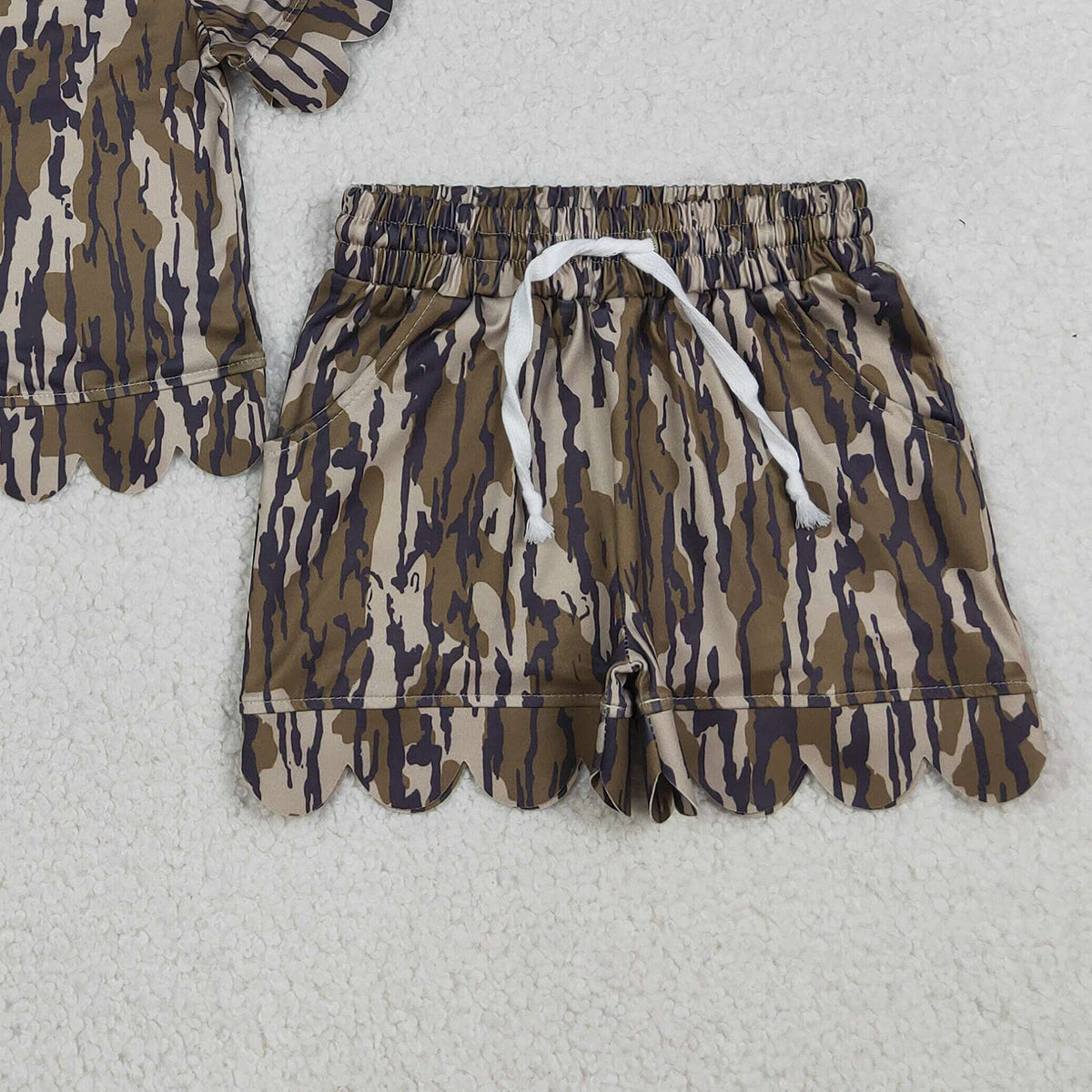 4.1 RTS NO MOQ （In stock）GSSO3225 Olive camo scallop top shorts girls summer outfit