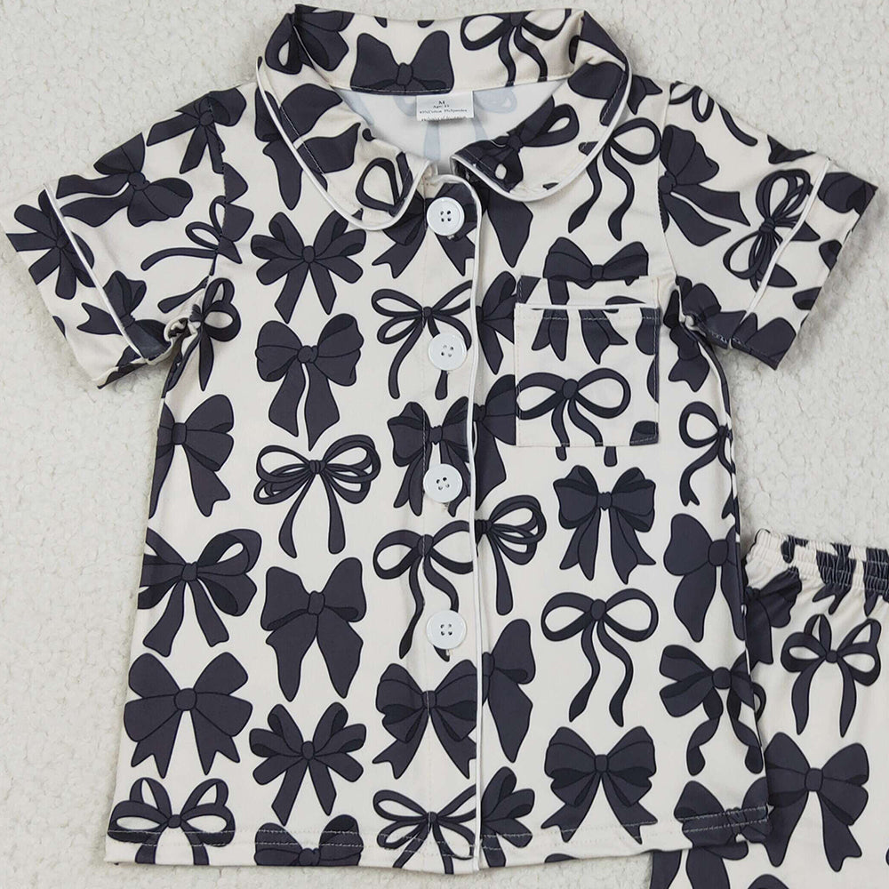8.15 GSSO2663 RTS NO MOQ Baby Girls Summer Pajamas Outfits Baby Girls Short Sleeves Black Bows Button Pocket Top Short Pajamas Set