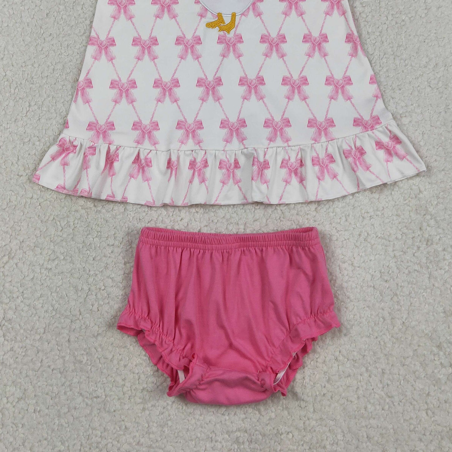 GBO0505 RTS NO MOQ （In stock）Sleeveless pink bow goose embroidery baby girls bummies set