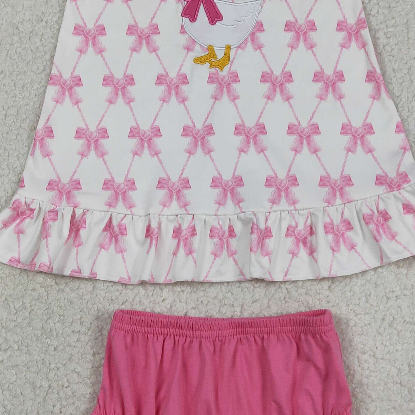 GBO0505 RTS NO MOQ （In stock）Sleeveless pink bow goose embroidery baby girls bummies set