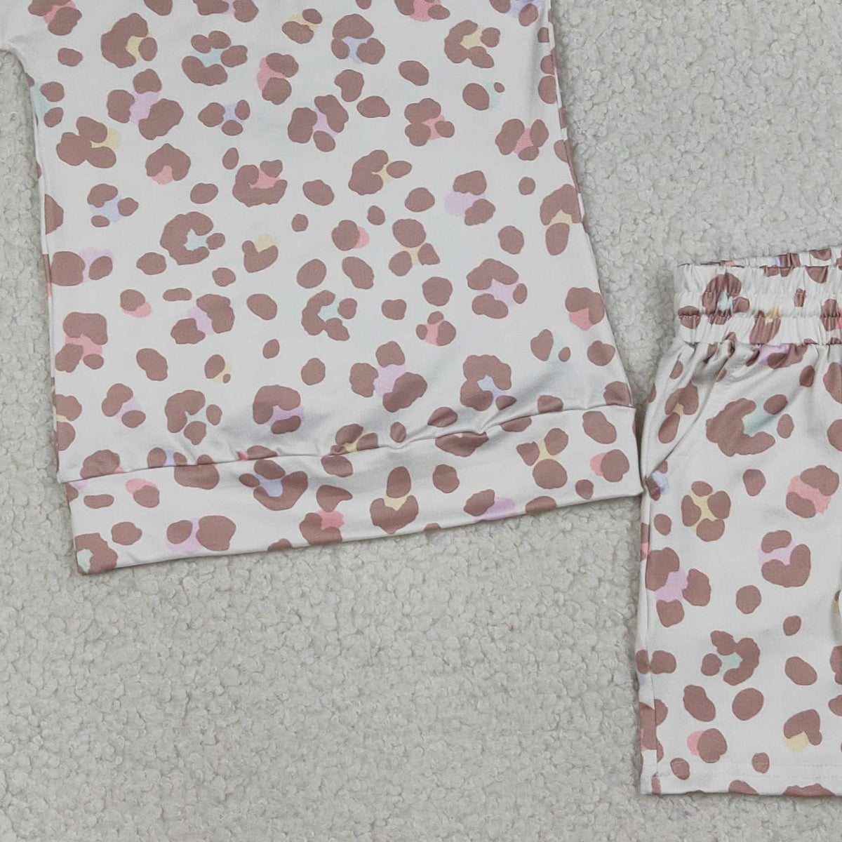 4.7 GLS0093 RTS NO MOQ （In stock ）Long sleeves leopard top shorts kids girls outfits