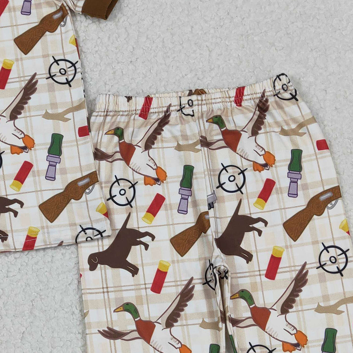 12.17 RTS NO MOQ （In stock）BSPO0634 Baby Boys Khaki Checked Dogs Ducks Top Pants Hunting Pajamas Sets