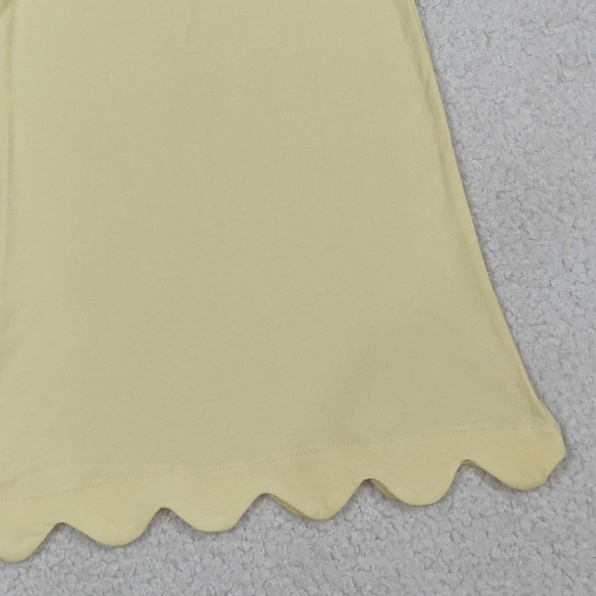 3.21 RTS NO MOQ （In stock）GSD3707 Kids Fashion Clothes Baby Girls Sleeveless Bows Light Yellow Scallop Knee Length Dresses