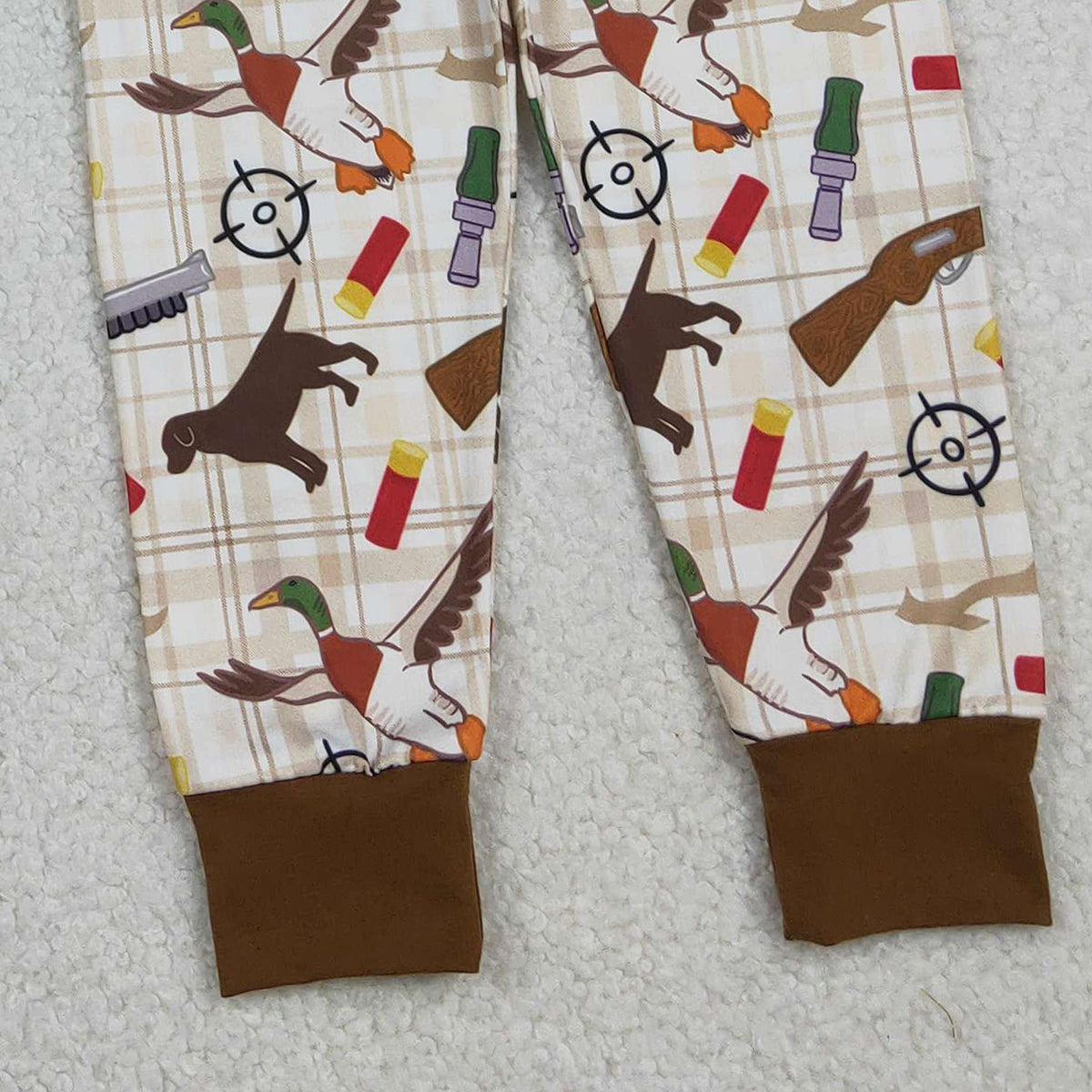 12.17 RTS NO MOQ （In stock）BSPO0634 Baby Boys Khaki Checked Dogs Ducks Top Pants Hunting Pajamas Sets