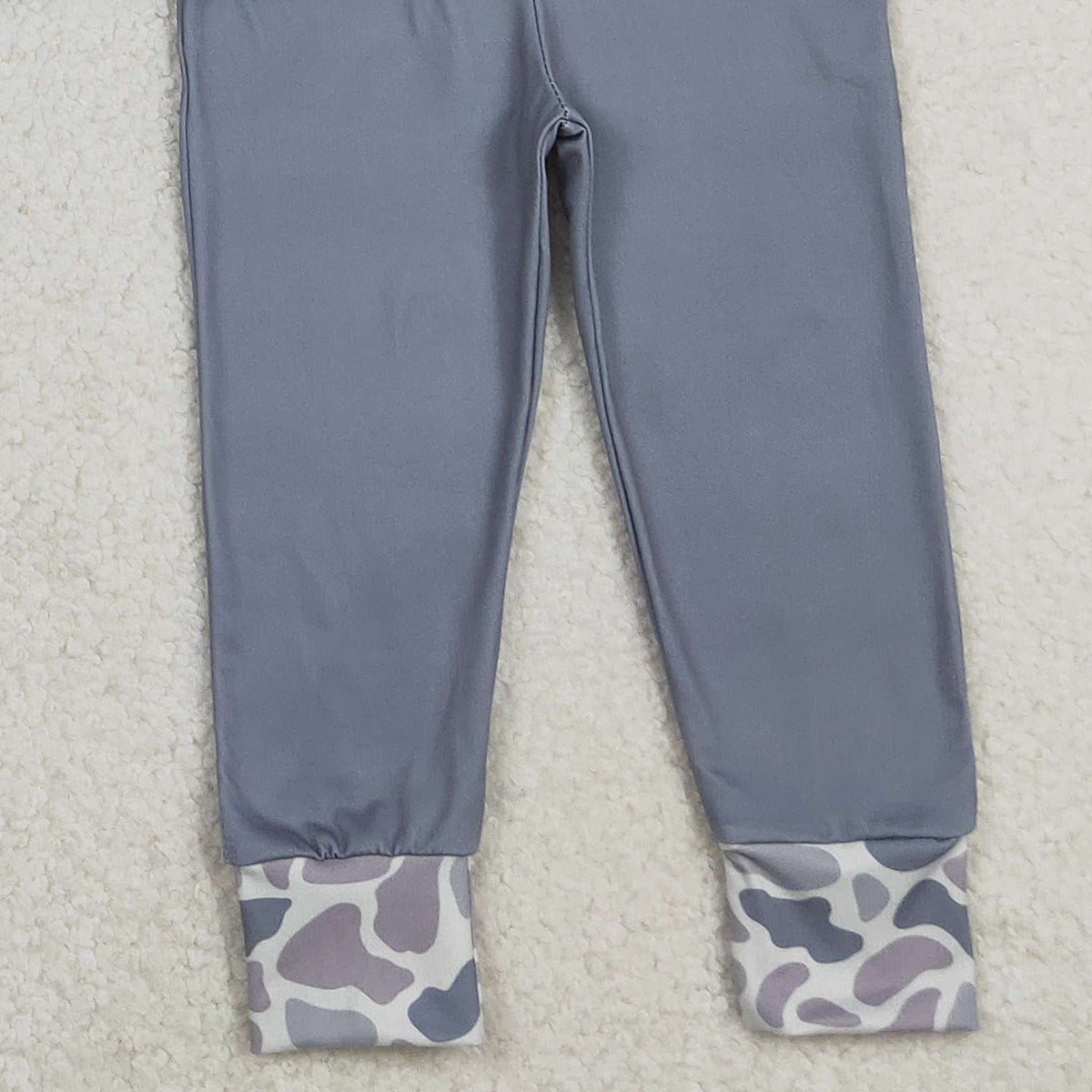 11.20 RTS NO MOQ （In stock）BLP1335 Embroidery Mama's Boy Baby Boys Grey Camo Pockets Jogger Pants Clothes Sets