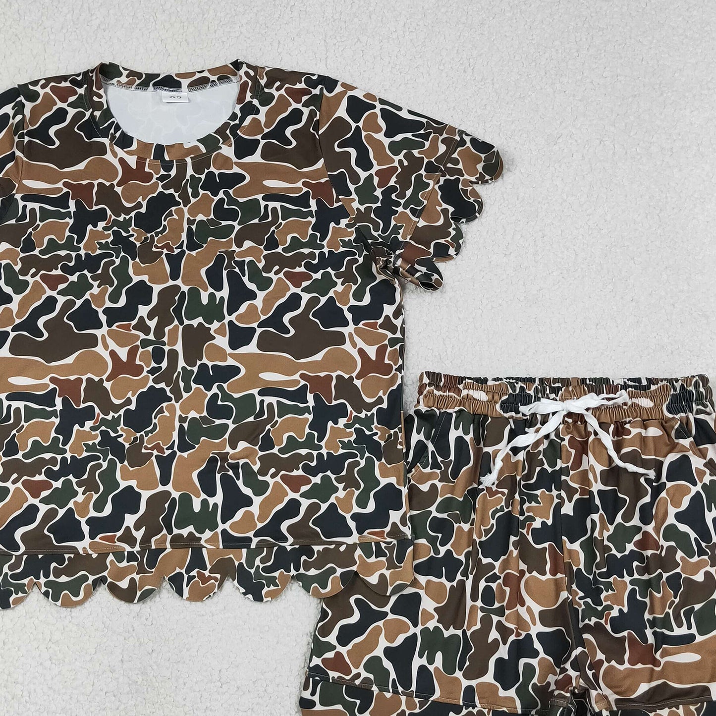 GSSO3234 RTS NO MOQ （In stock）Brown camo scallop top shorts adult women summer outfits