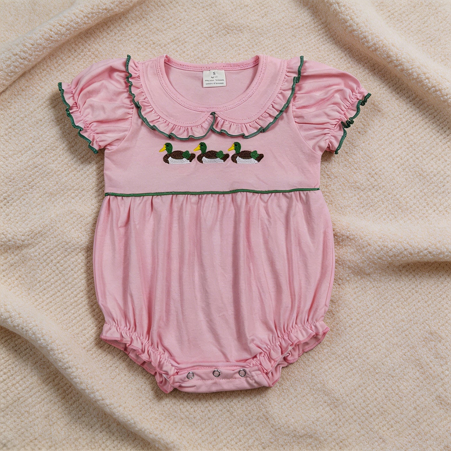 SR3532 RTS NO MOQ （In stock）Pink short sleeves duck embroidery baby girls romper