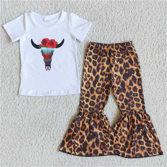 A15-14 Cow skull leopard bell set