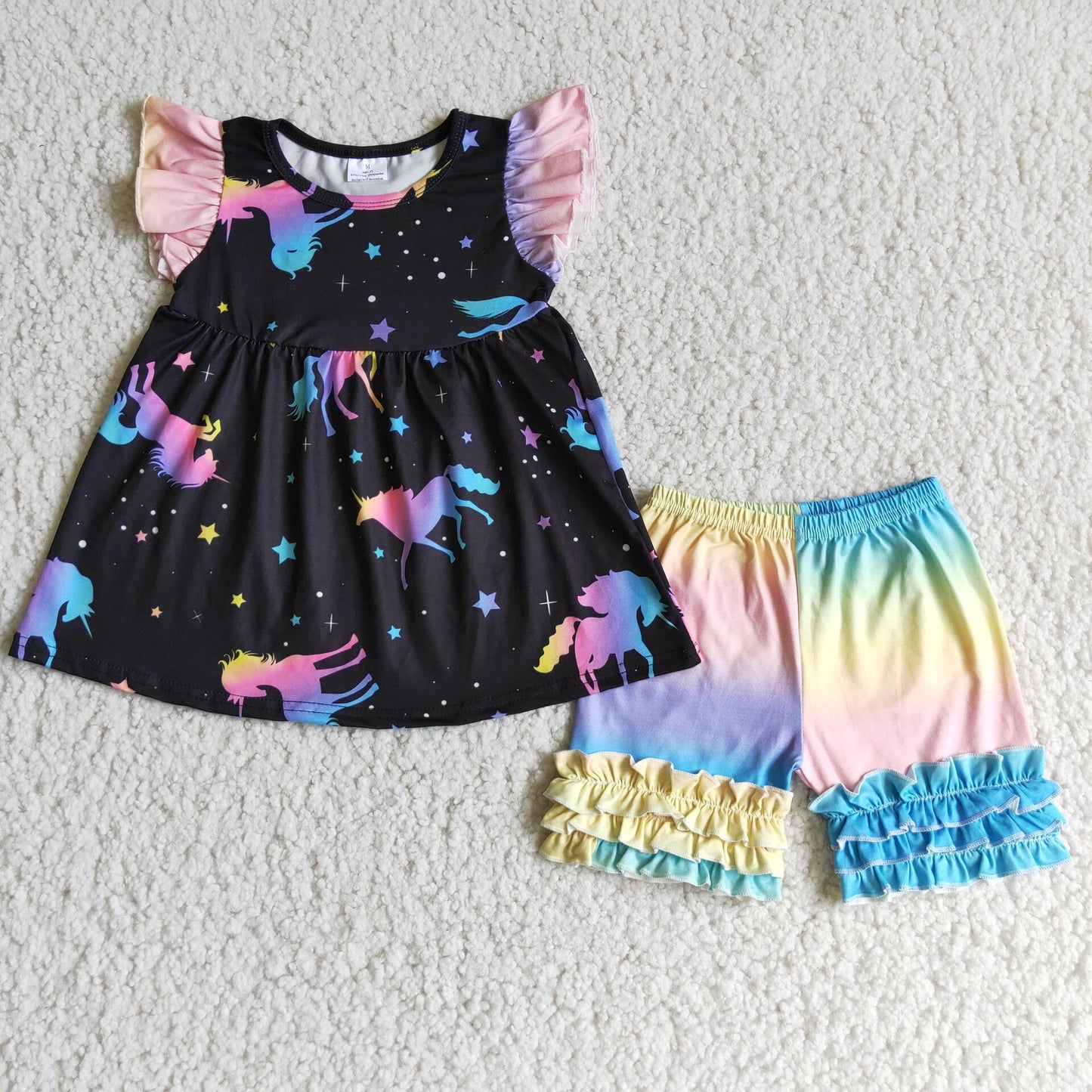 Coloful horses shorts set