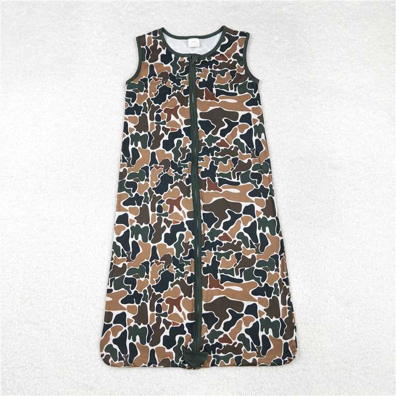 BL0141  Baby Newborn Fall Camo Brown Zip Gowns