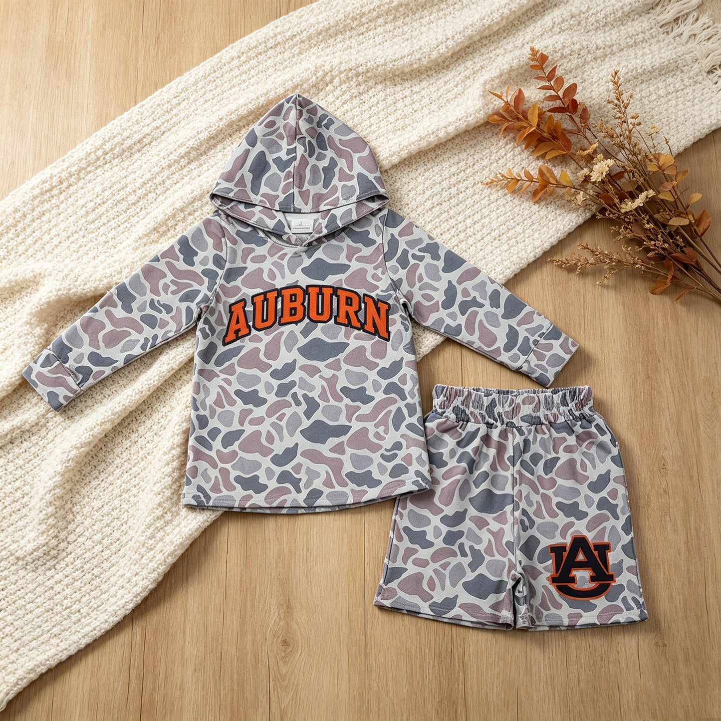 RTS NO MOQ （In stock）BLS0041 milk silk Baby Boys Grey Camo Auburn Long Sleeve Hoodie Short Team Clothes Set