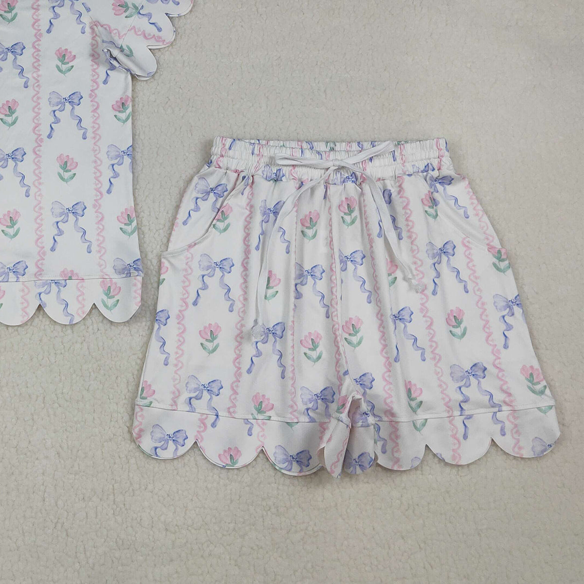 4.9 GSSO3405 RTS NO MOQ （In stock）Short sleeves floral bow top shorts adult women outfits