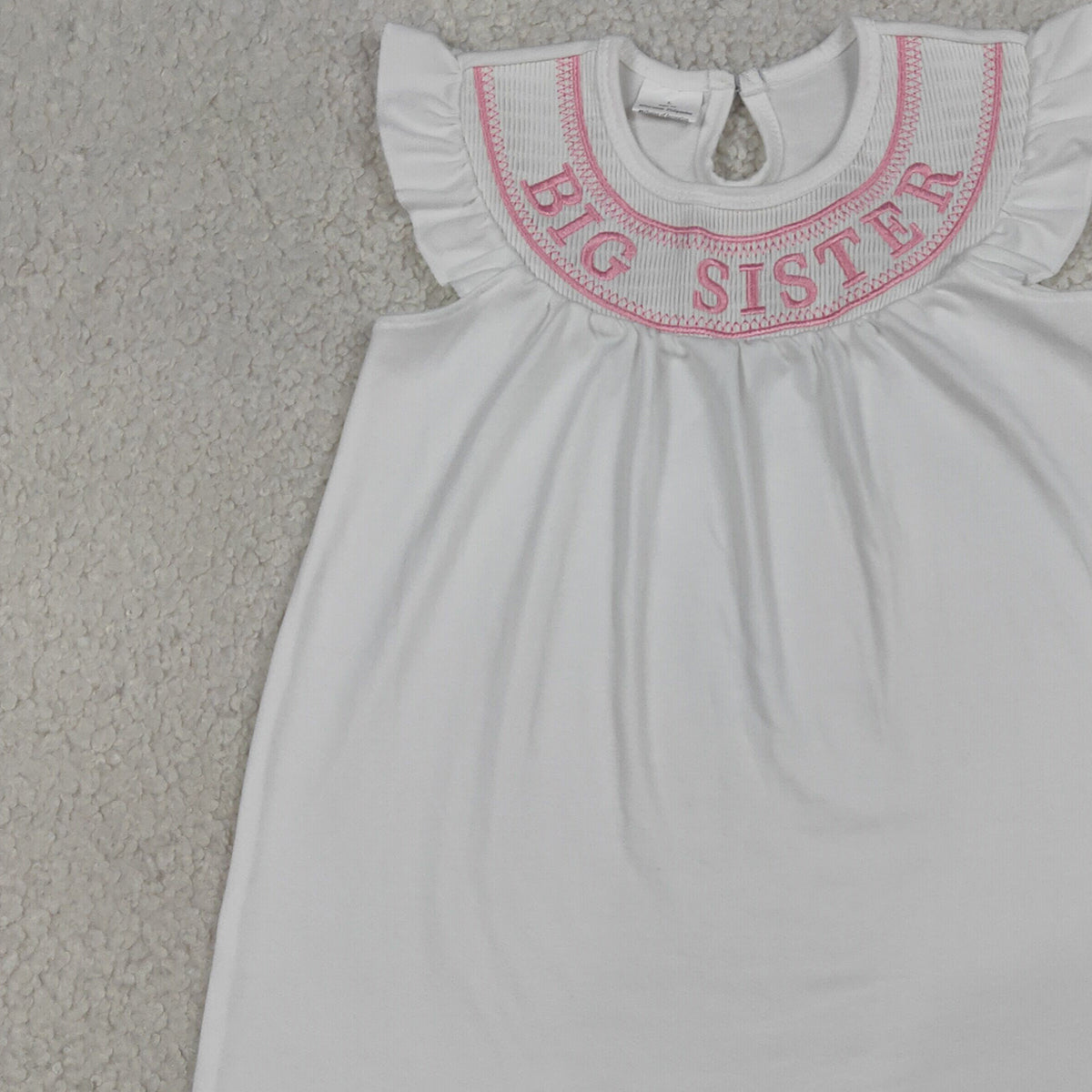4.14 GSD3154 RTS NO MOQ （In stock）White flutter sleeves big sister smocked girls dresses