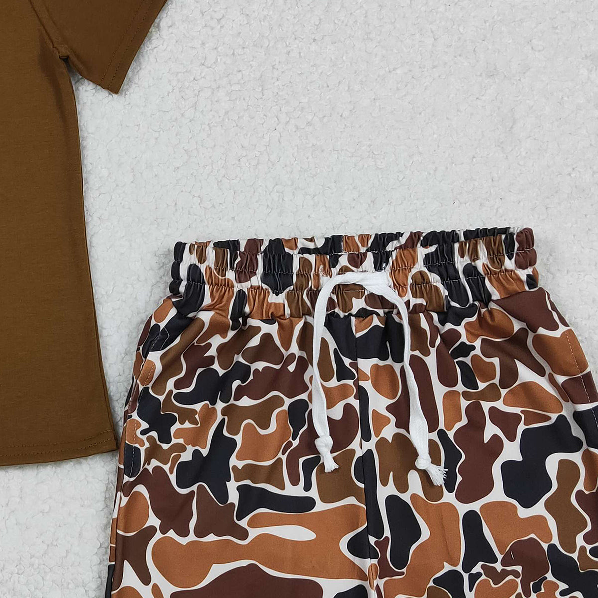 12.2 RTS NO MOQ （In stock）BSSO1575 Embroidery Camo Deer Baby Boys Brown Top Shorts Hunting Clothes Sets