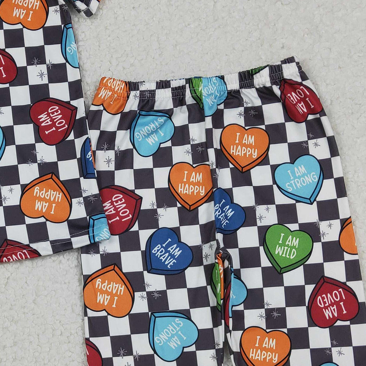 12.16 RTS NO MOQ （In stock）BSPO0490 Baby Boys Black Checked Hearts Top Pants Valentines Pajamas Sets